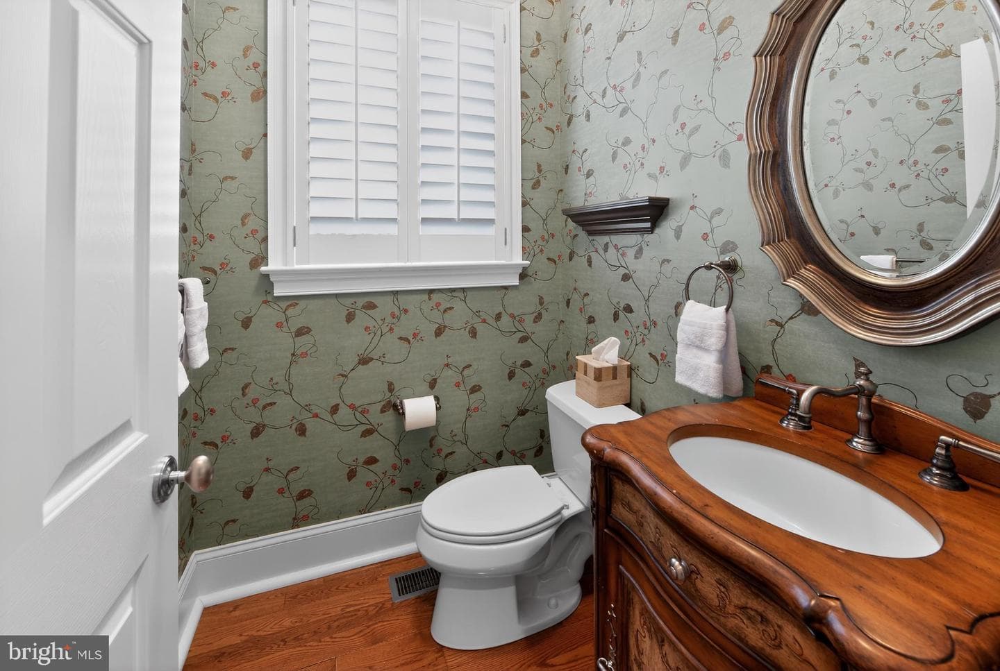 10 Kenmore Lane photo 25