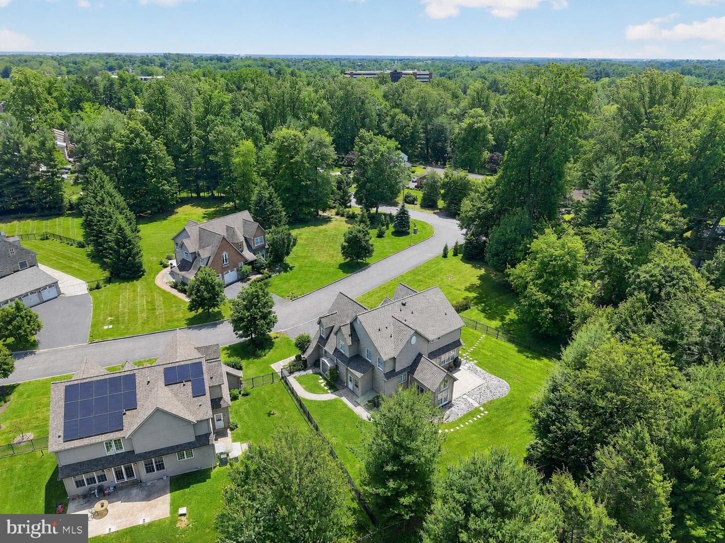 10 Kenmore Lane photo 48