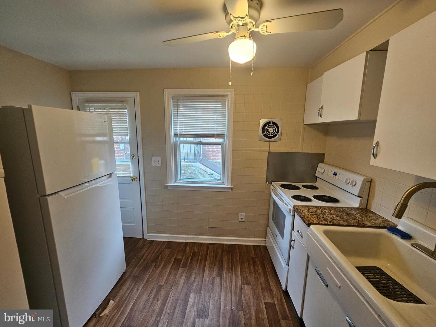 3411 Berkley Avenue photo 10