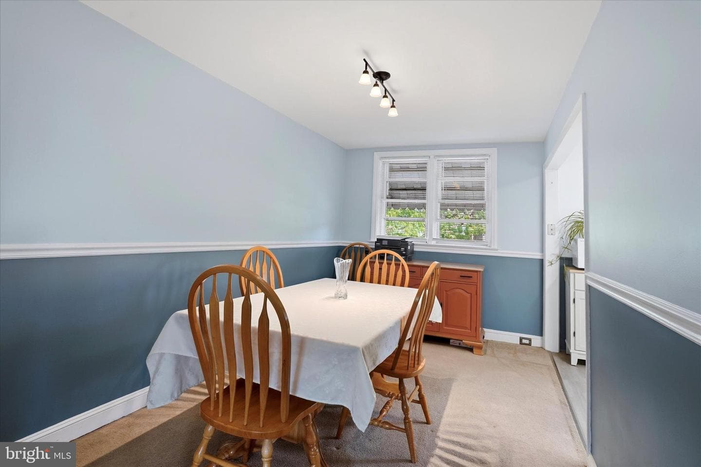 701 Rively Avenue photo 8