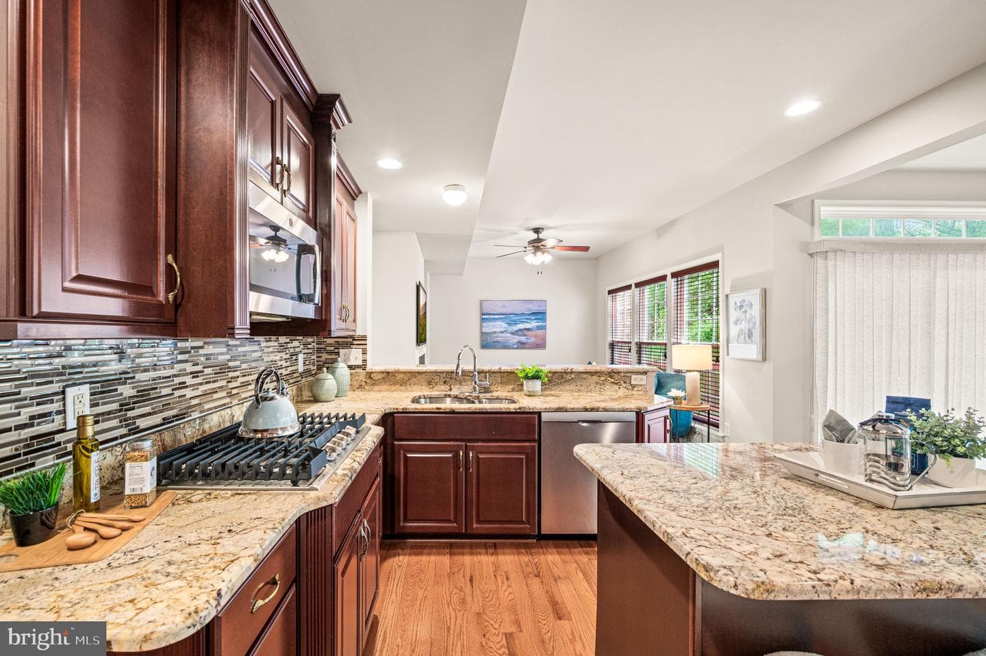 3158 Woods Edge Drive photo 9