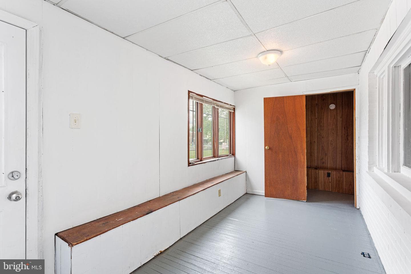 416 Pusey Avenue photo 4