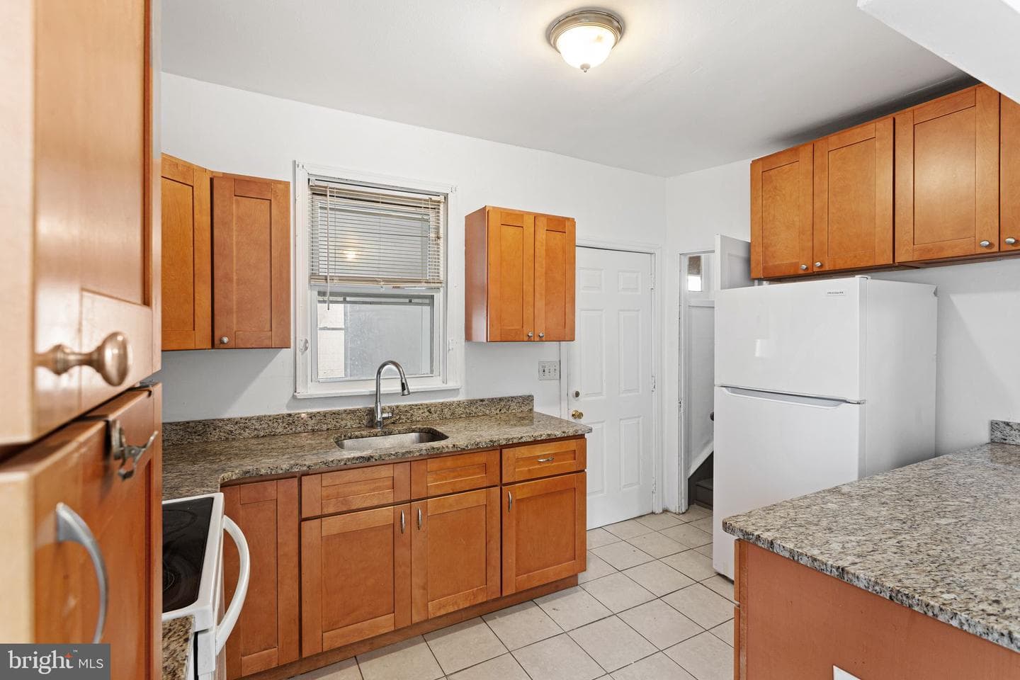 416 Pusey Avenue photo 5