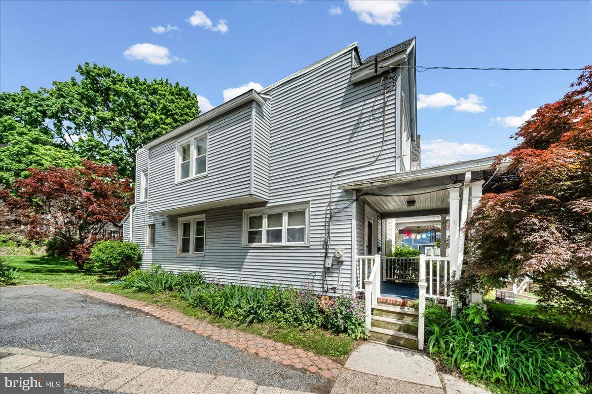 4001 Vernon Road photo 2