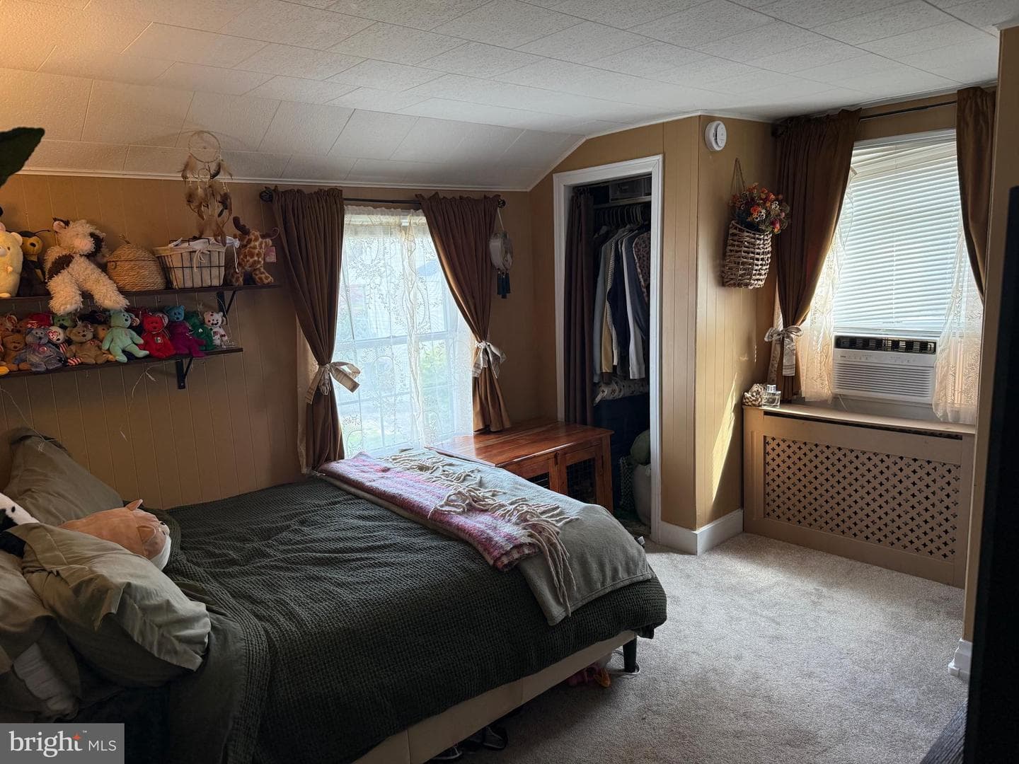 152 3rd Avenue photo 17