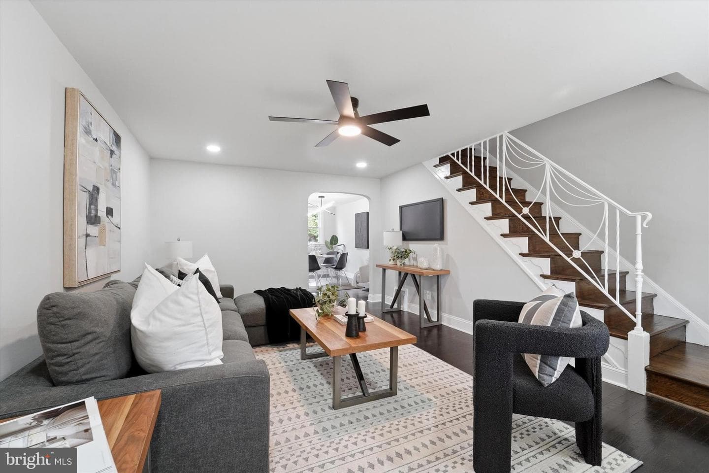 839 Gainsboro Road photo 3