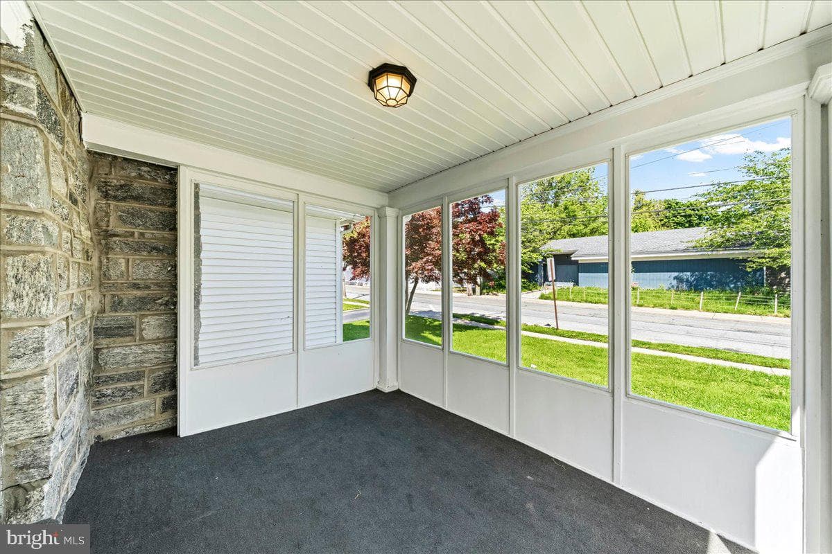 3202 Marshall Road photo 3