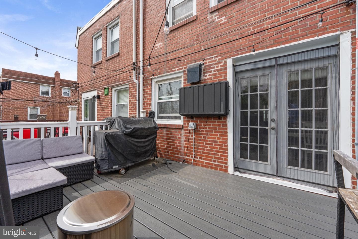 507 Perry Street photo 16