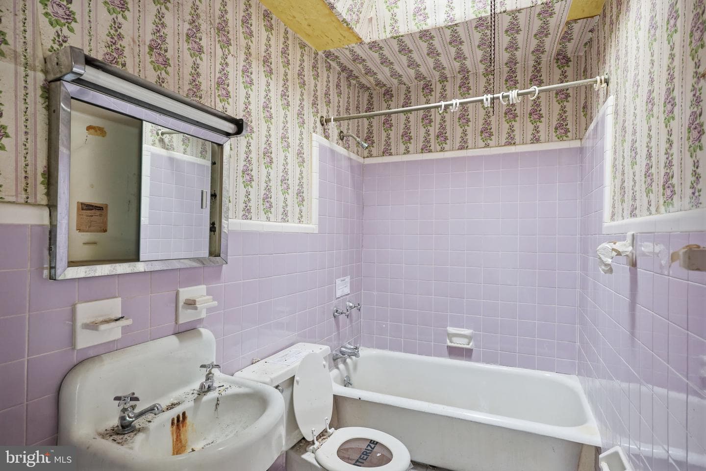 7121 Radbourne Road photo 10