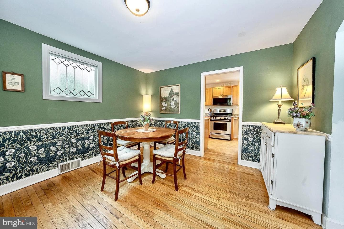 305 Eagle Road photo 10