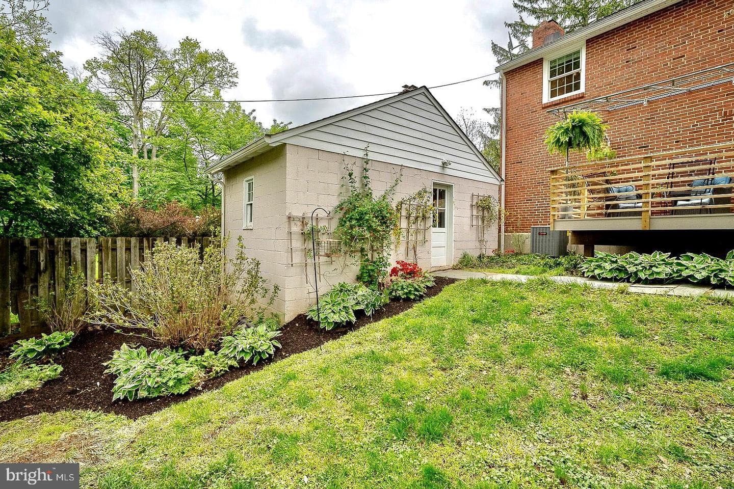 305 Eagle Road photo 32