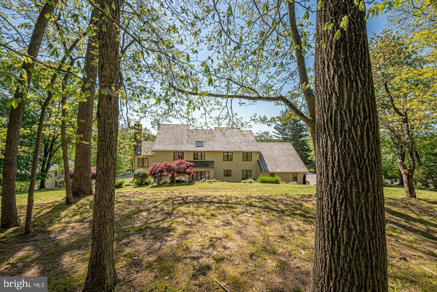 635 N Heilbron Drive photo 37