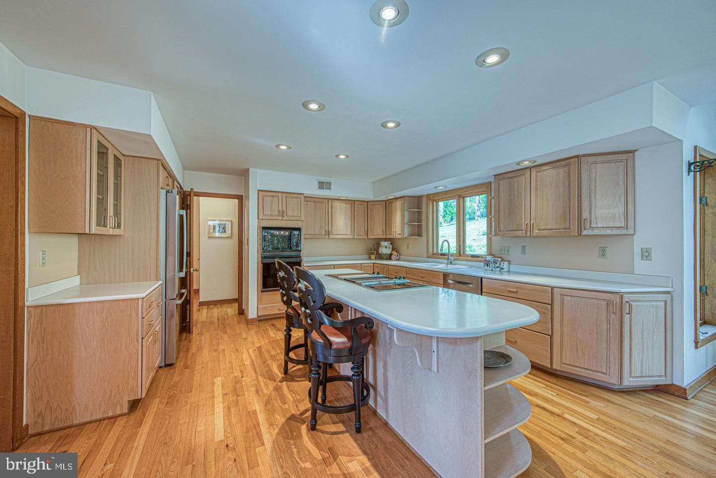 635 N Heilbron Drive photo 5
