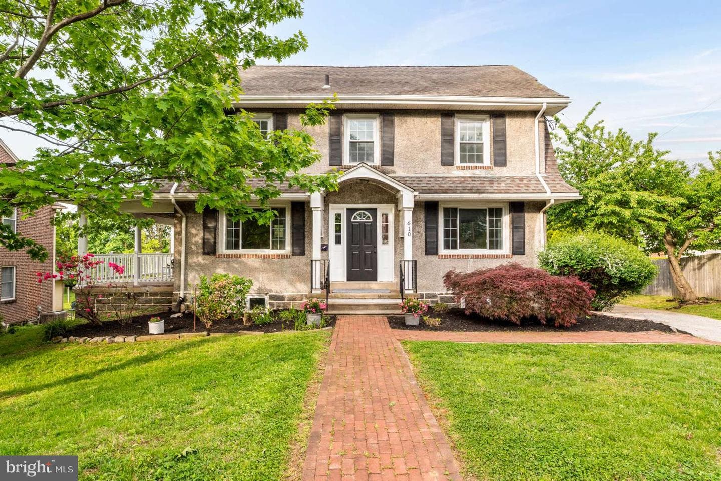 610 Saxer Avenue, Springfield