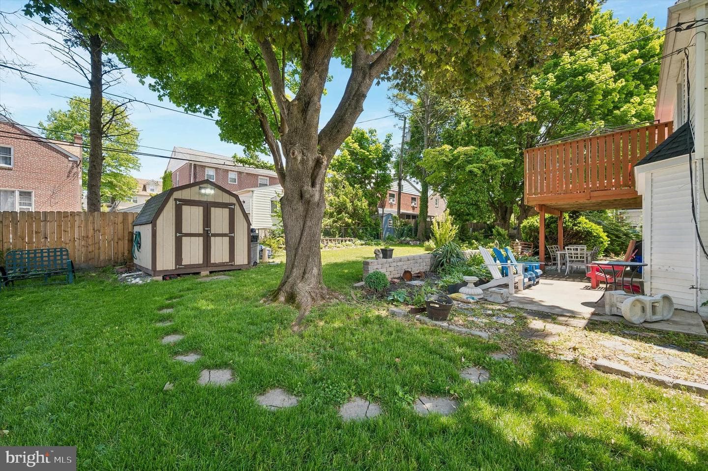635 Lukens Avenue photo 23