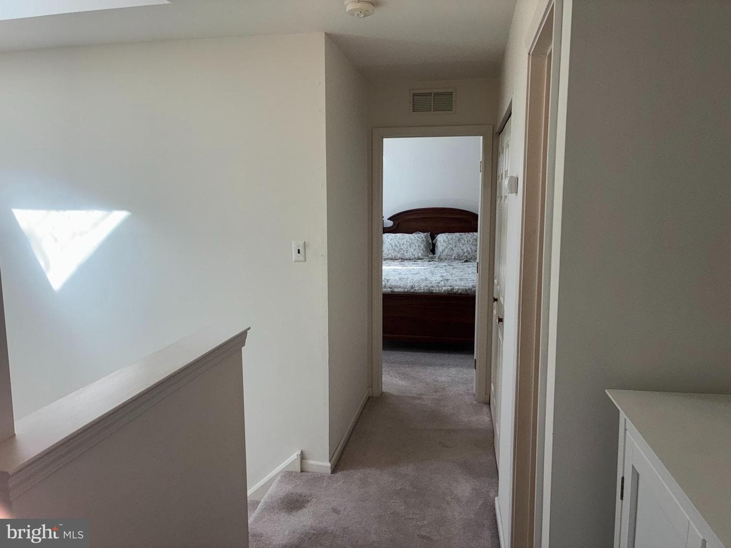 566 Applewood Court photo 12