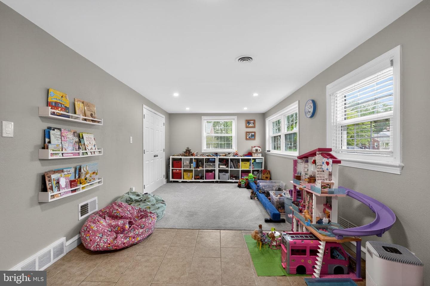226 Canterbury Drive photo 26