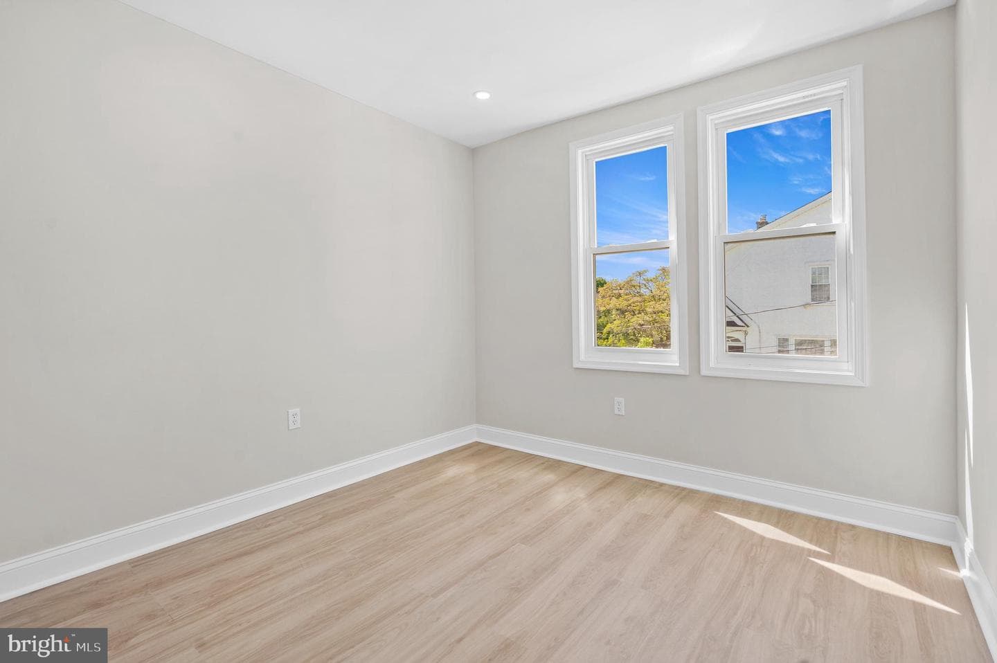 346 Morris Road photo 22