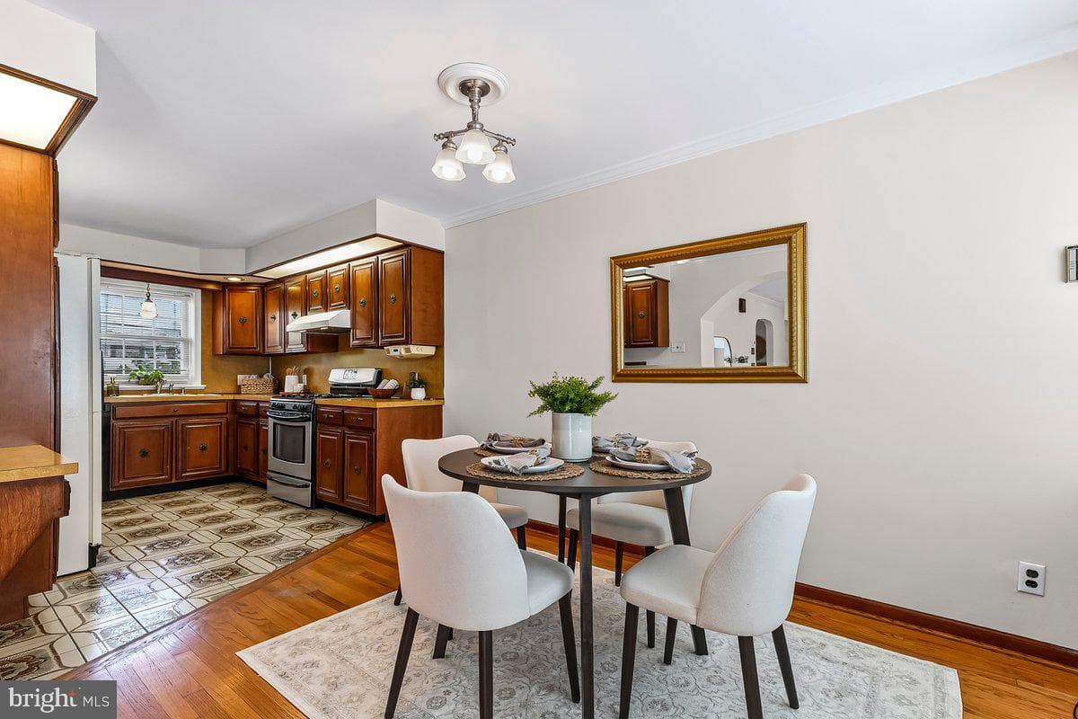 2432 W Chester Pike photo 15