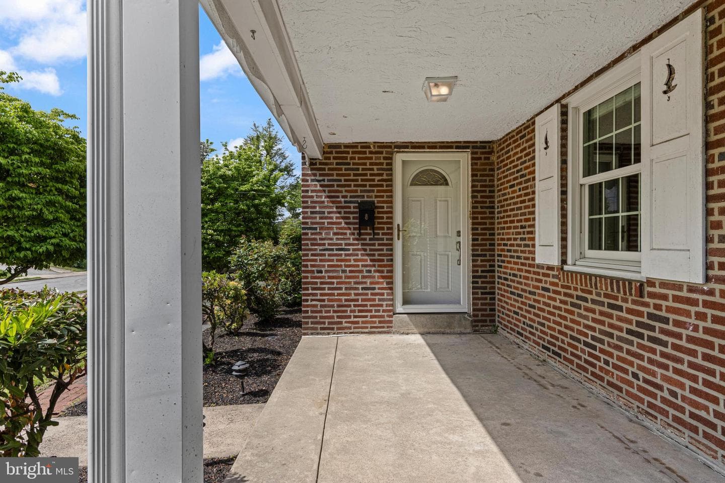 251 School Lane photo 6