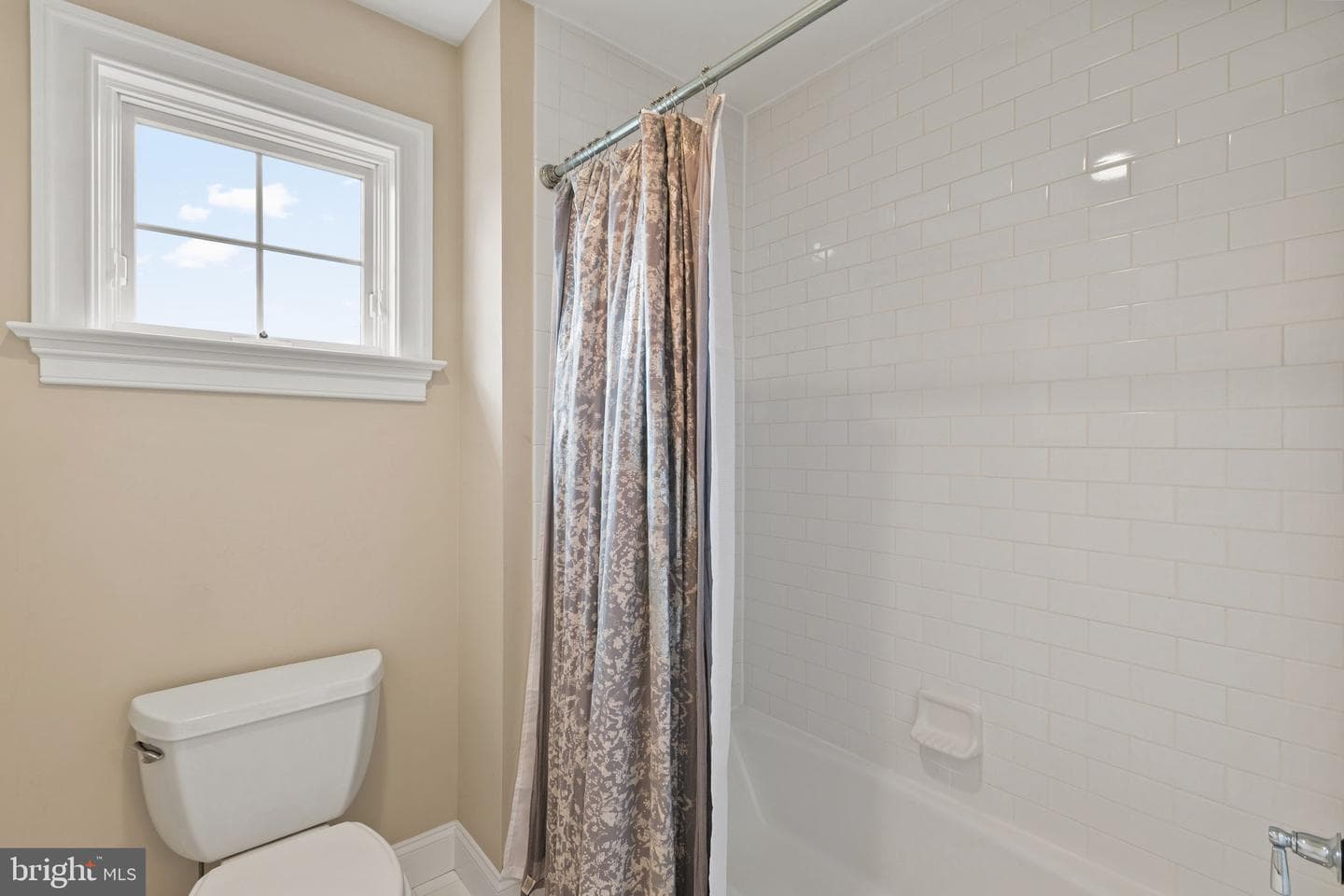 100 Water Mill Lane photo 106