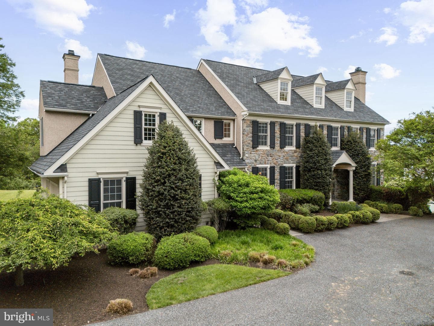 100 Water Mill Lane photo 114