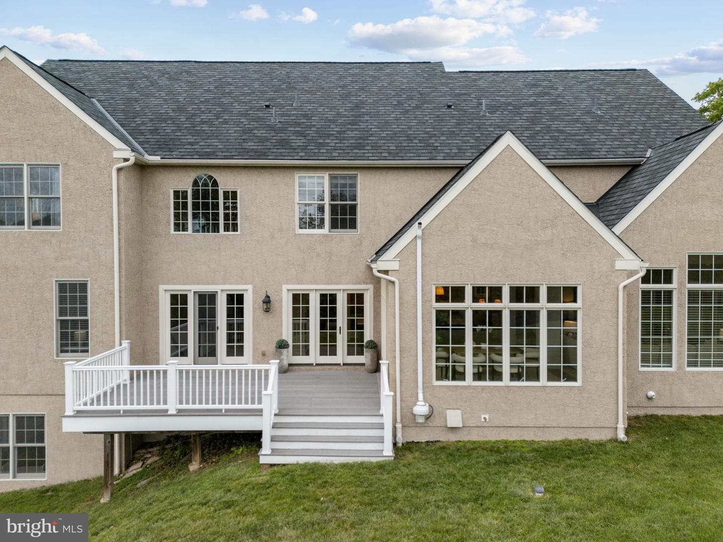 100 Water Mill Lane photo 123