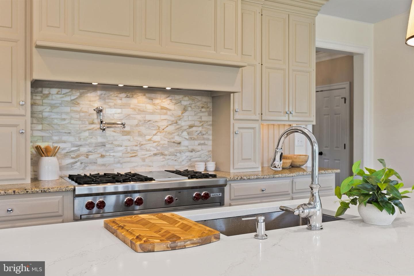 100 Water Mill Lane photo 39