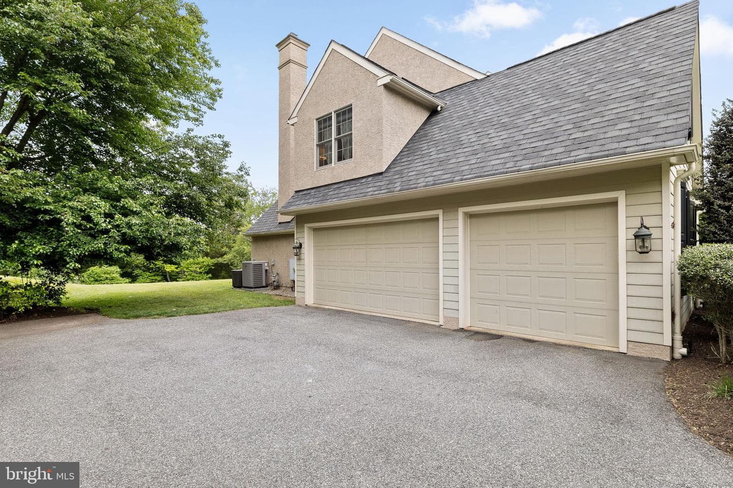 100 Water Mill Lane photo 4