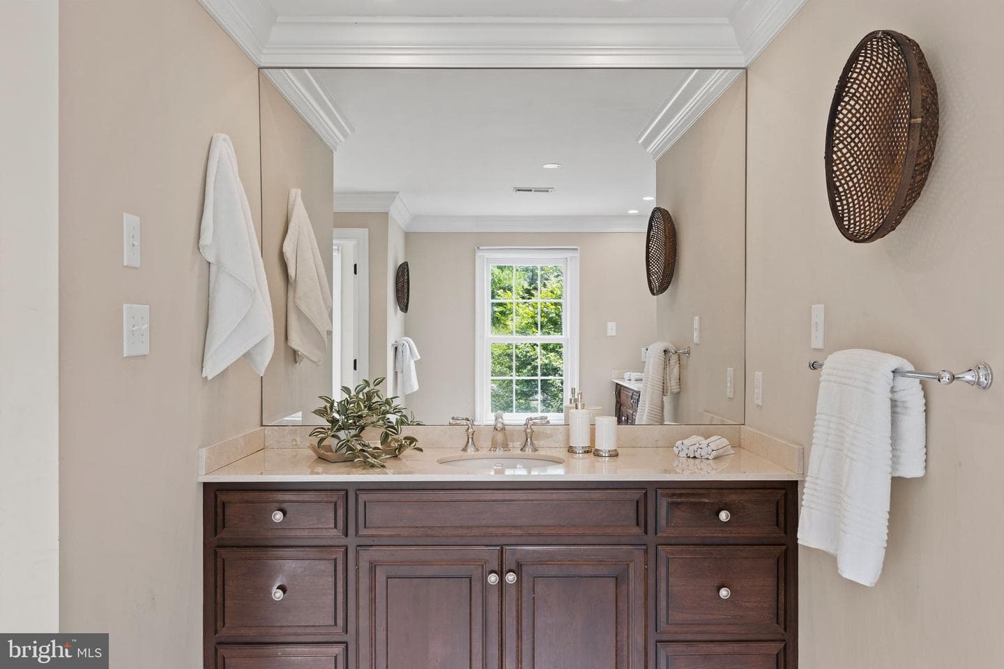 100 Water Mill Lane photo 80