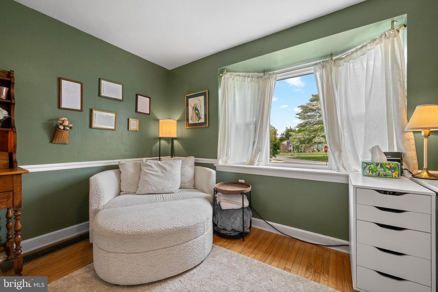548 Claremont Road photo 10