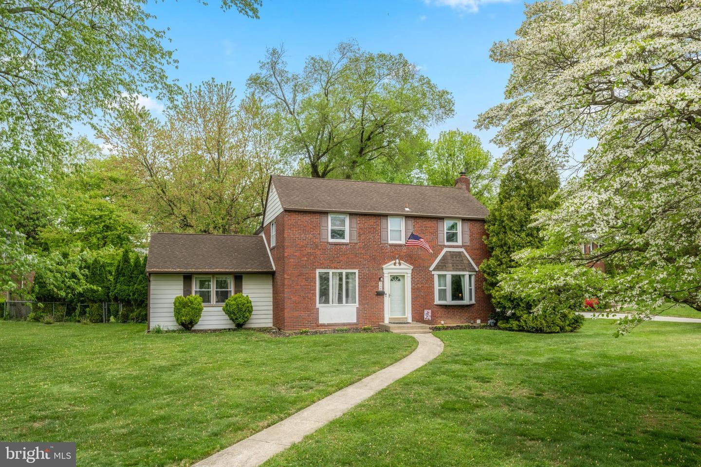 548 Claremont Road photo 3