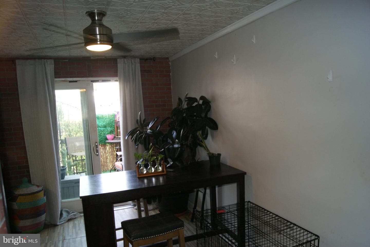 735 Grant Road photo 18