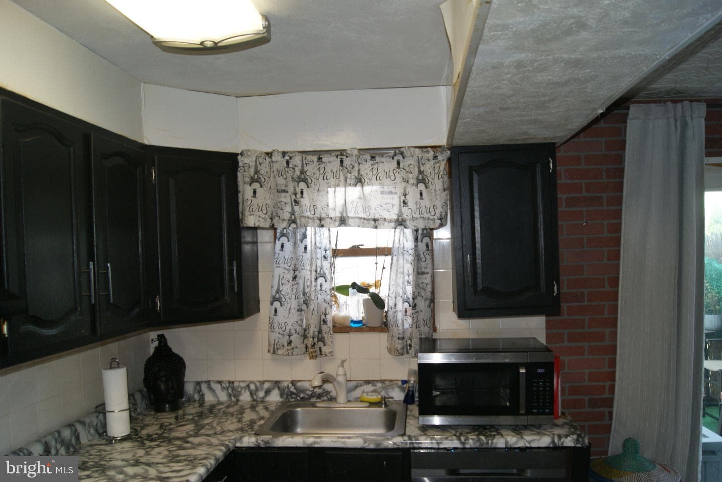 735 Grant Road photo 25