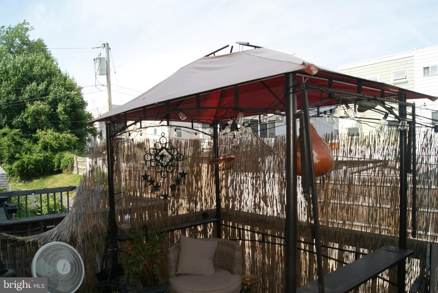 735 Grant Road photo 26