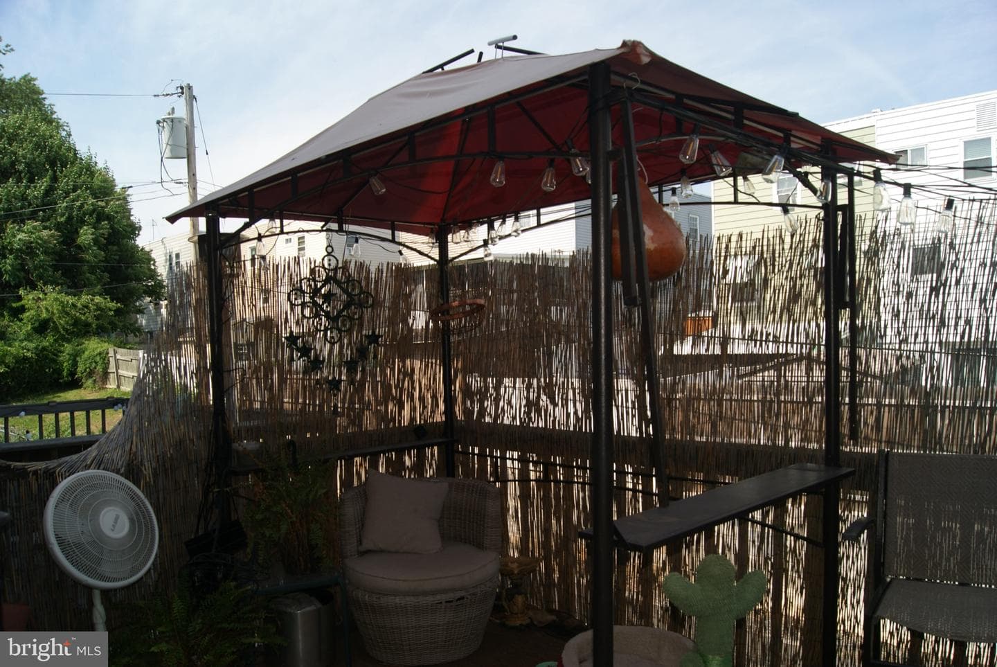 735 Grant Road photo 27