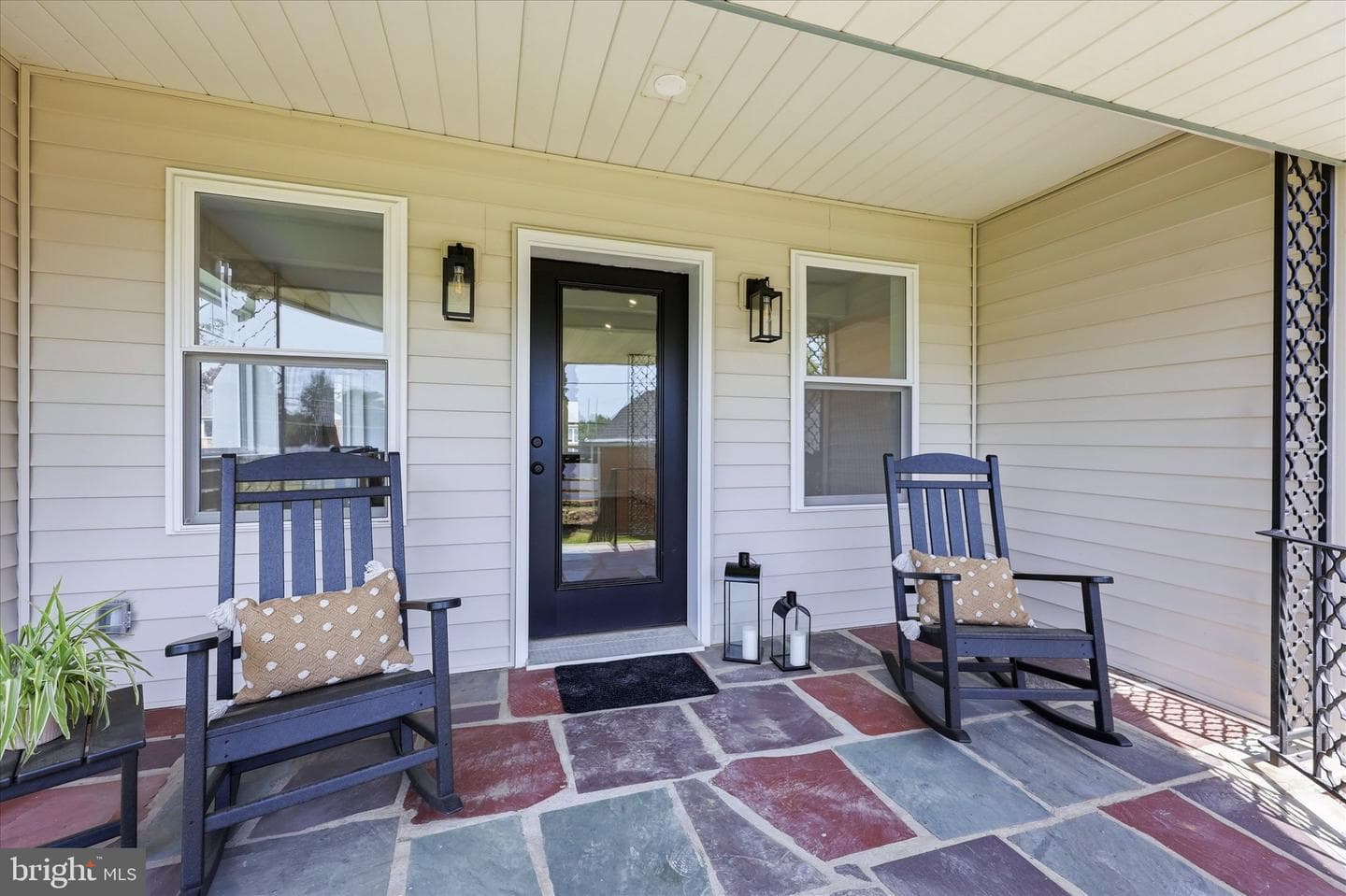 8 James Road photo 31