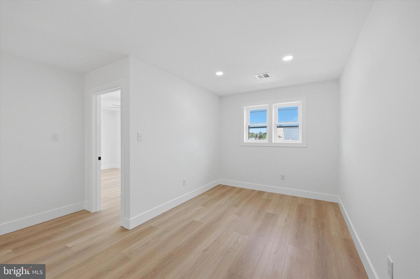 410 Bonsall Road photo 12