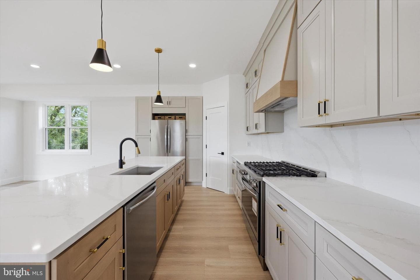 410 Bonsall Road photo 8