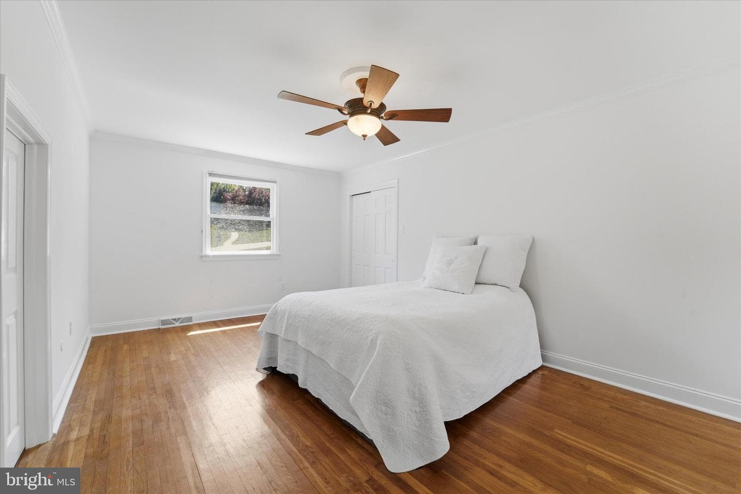 2 Woodbriar Drive photo 30