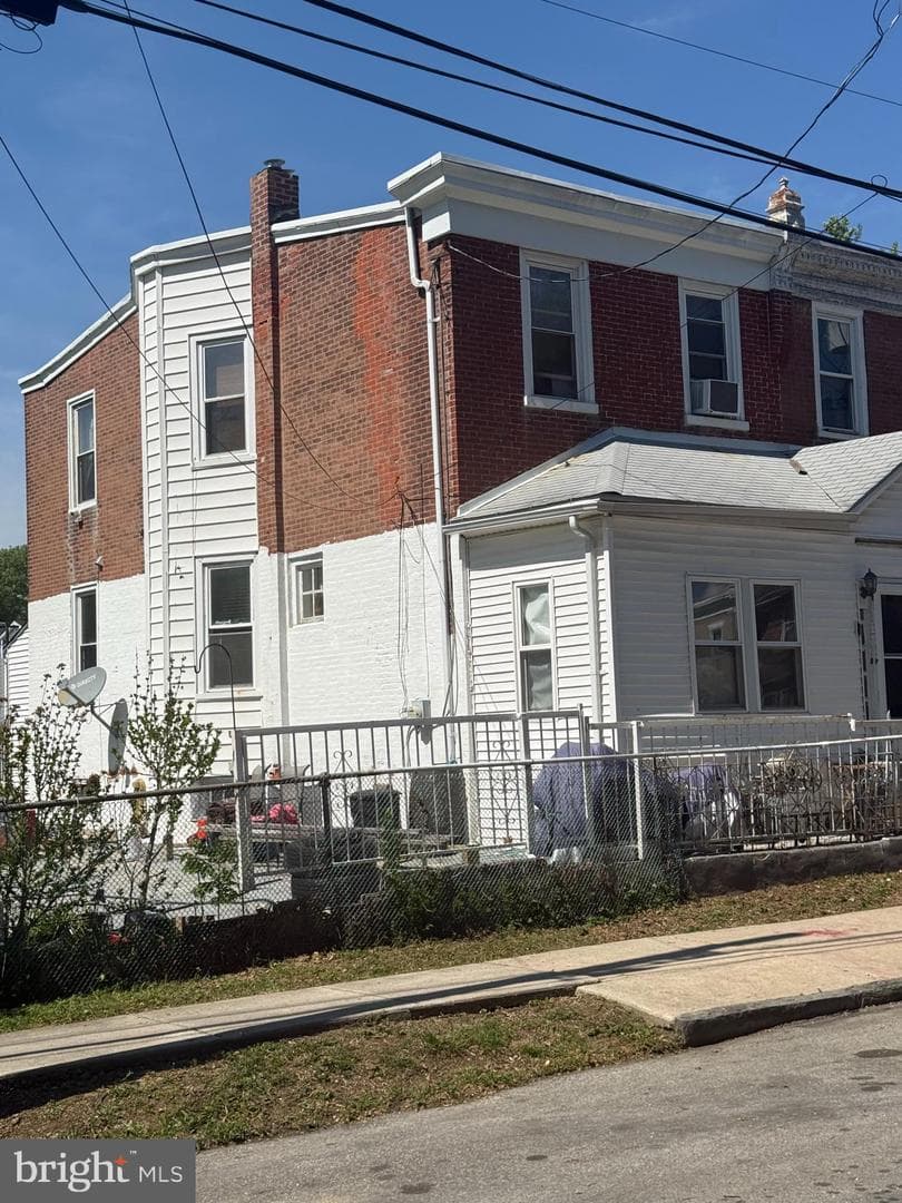 32 S 12th Street, Darby