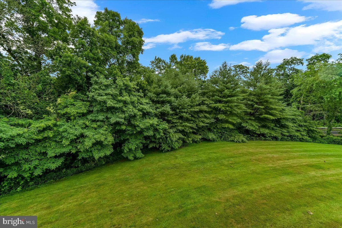 30 William Howard Drive photo 61