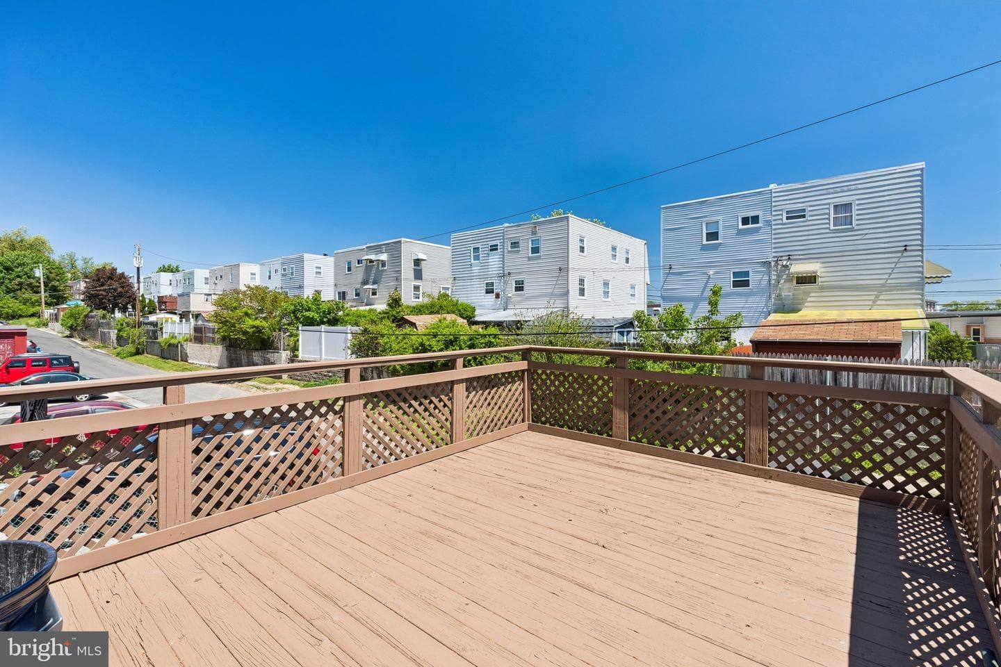 819 Grant Road photo 17