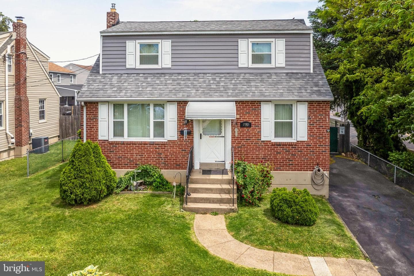 752 Kedron Avenue, Morton
