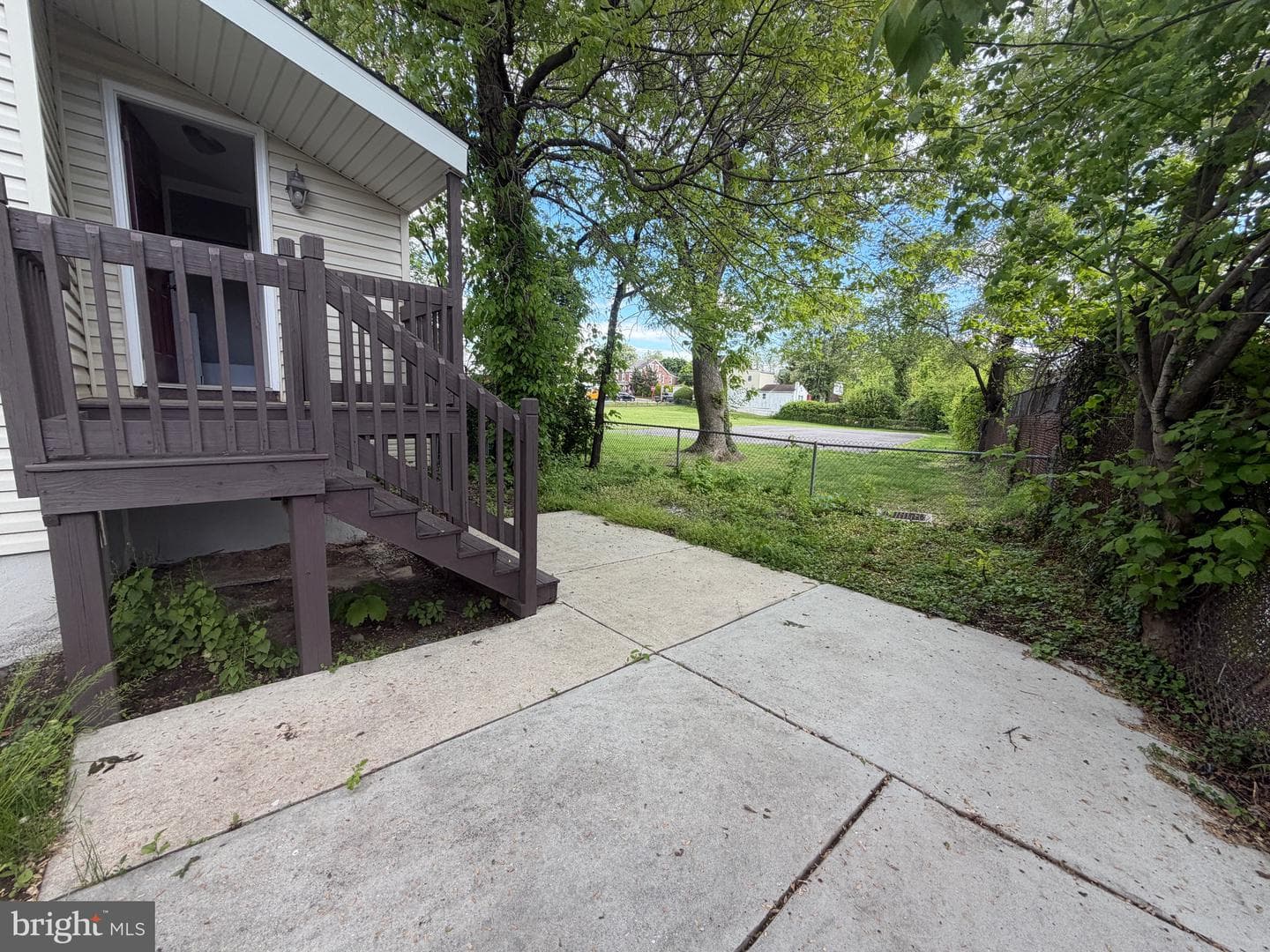 1412 Gibbons Street photo 7