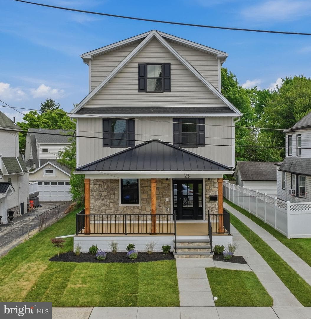 25 Oak Lane, Havertown