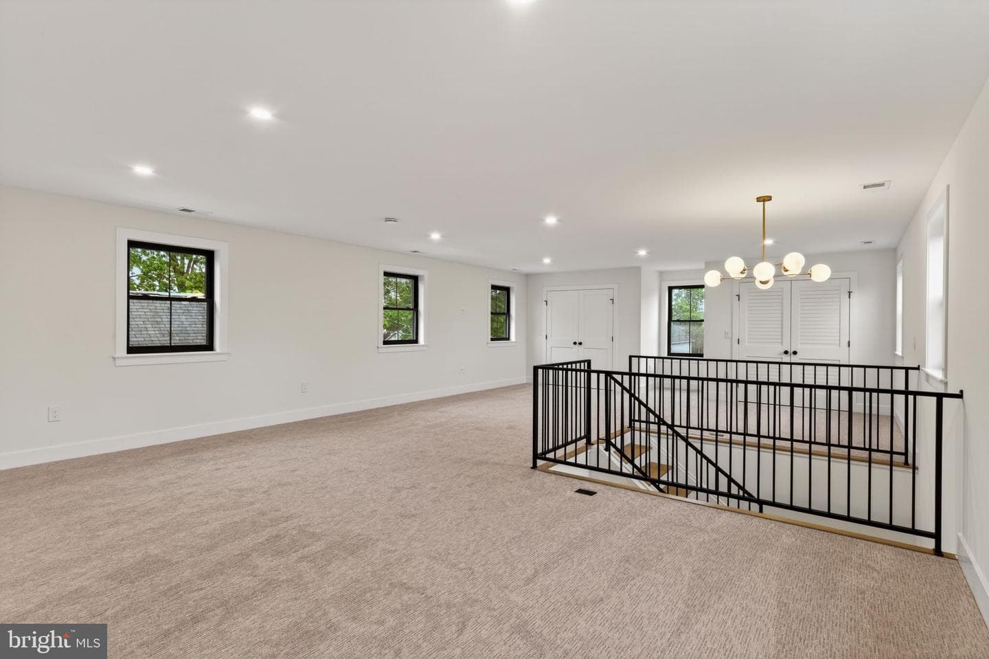 25 Oak Lane photo 23