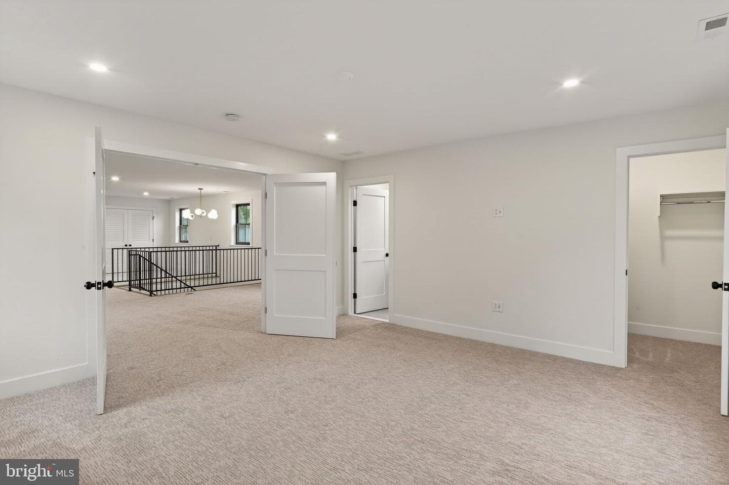 25 Oak Lane photo 24