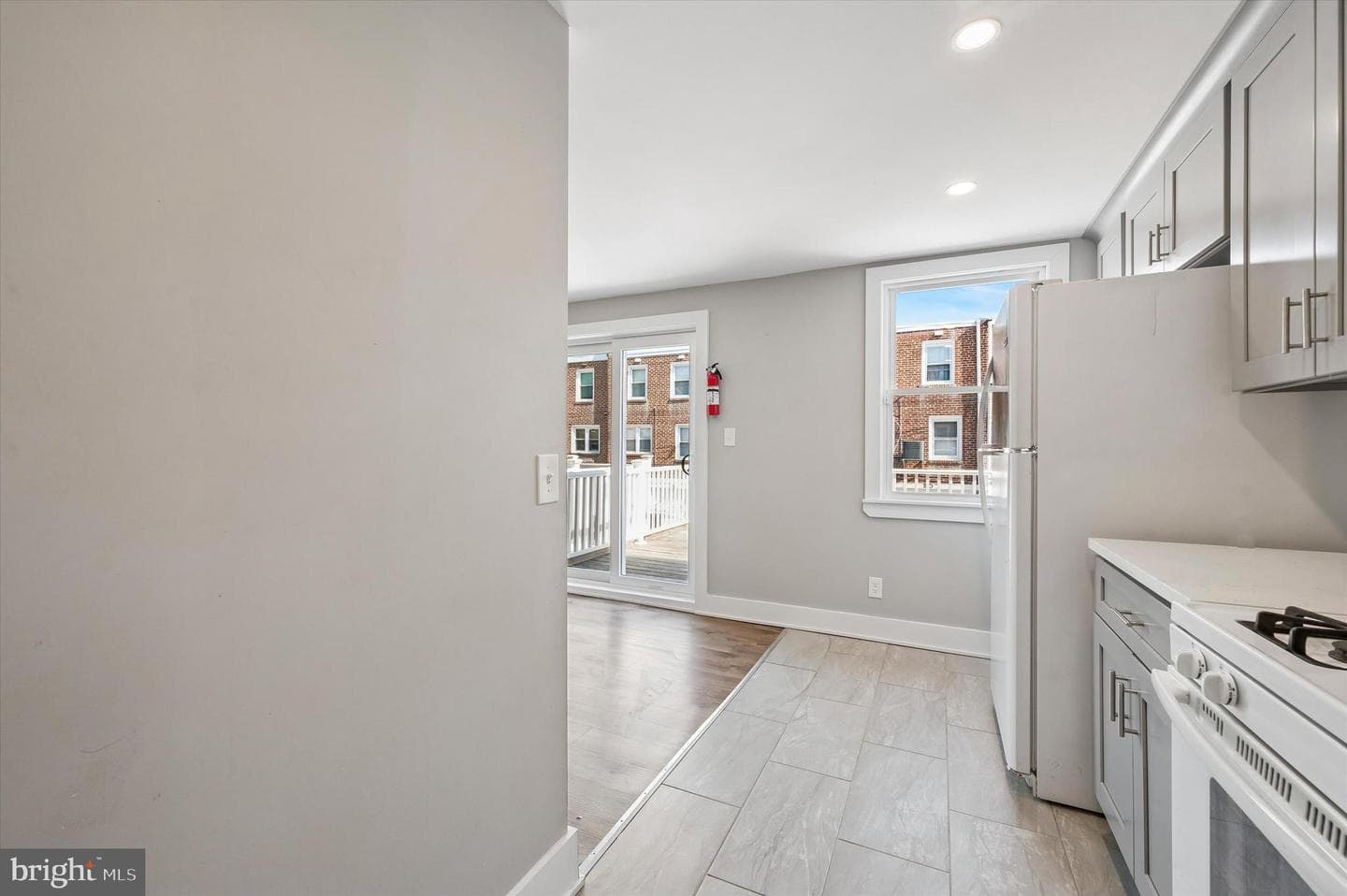 306 Pine Street photo 13