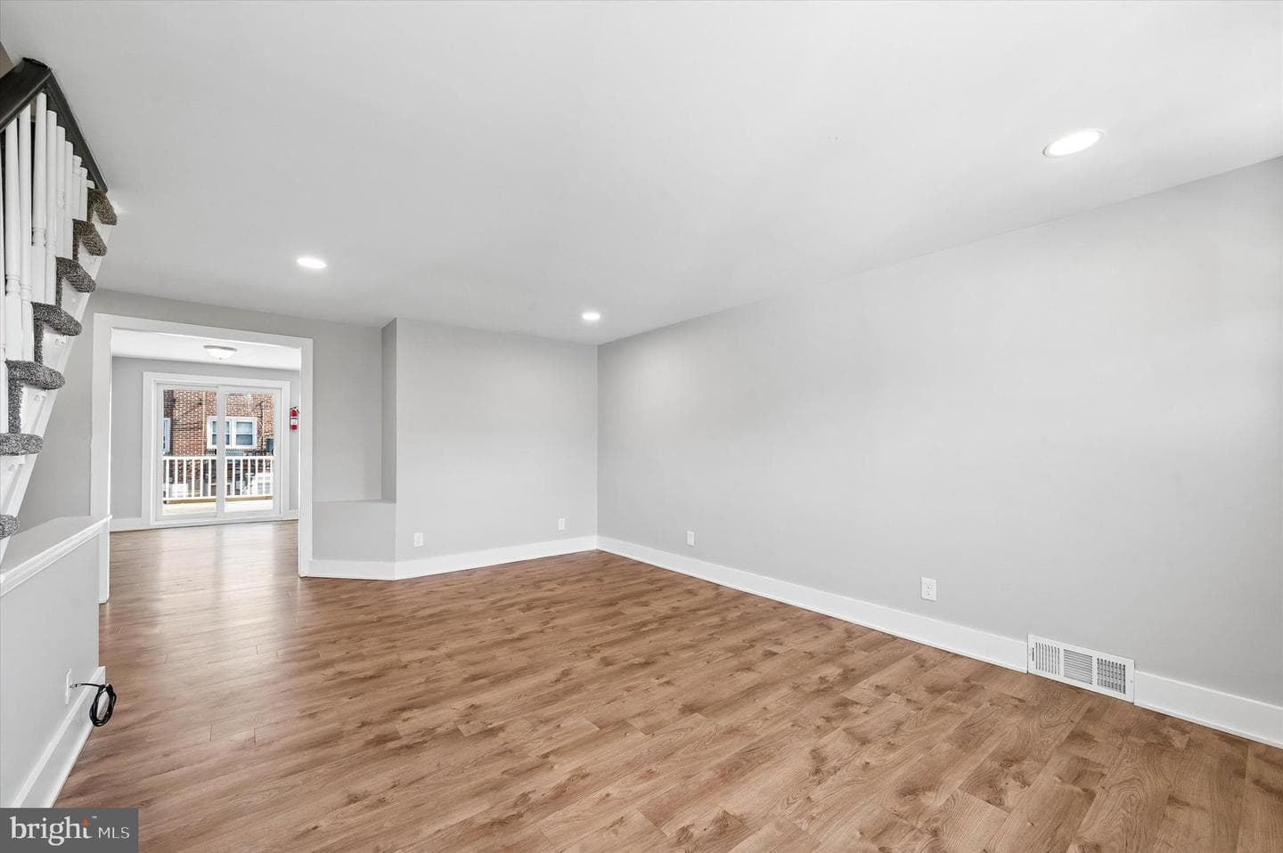 306 Pine Street photo 3
